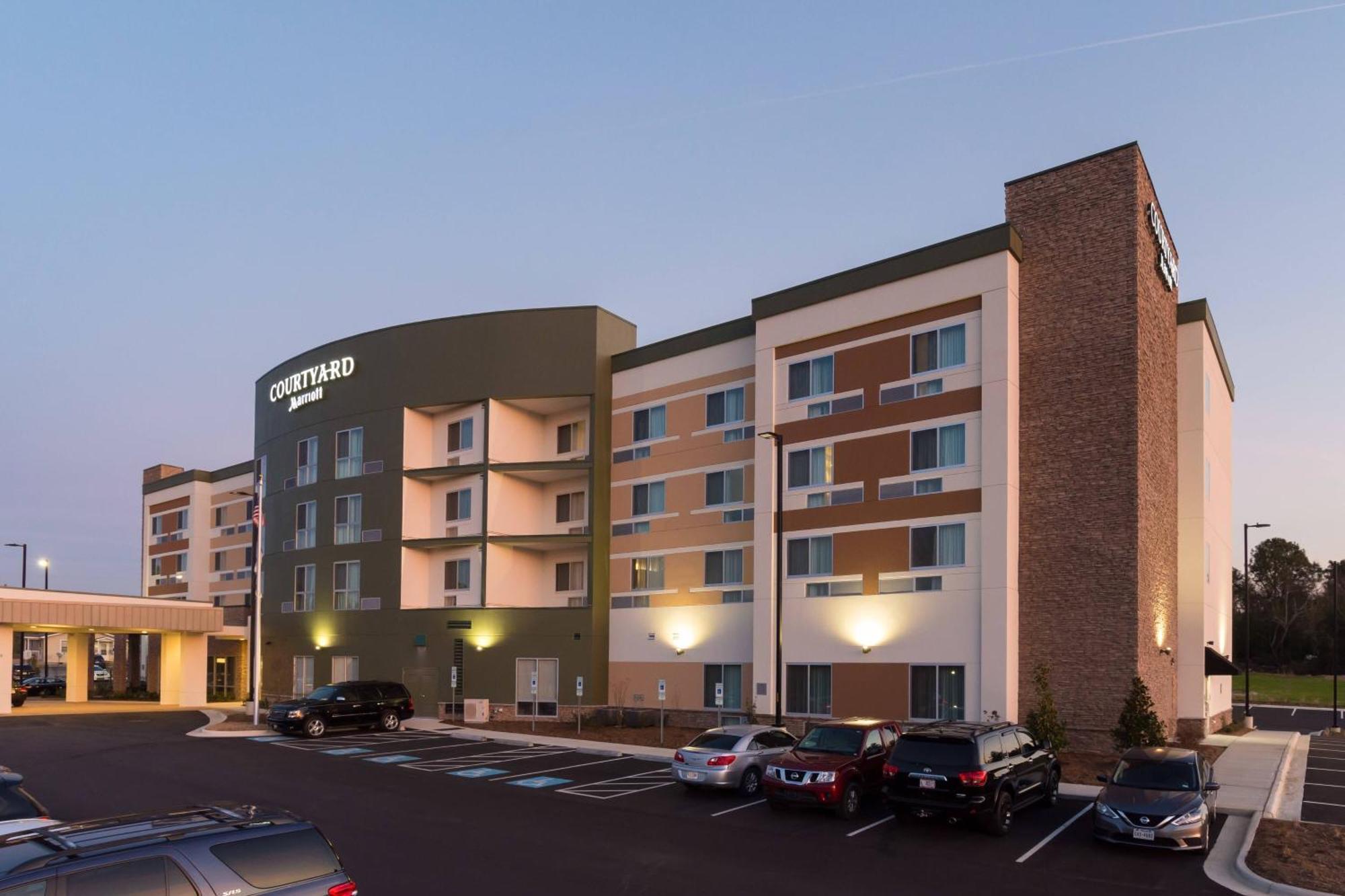 Courtyard By Marriott Fayetteville Fort Liberty - Spring Lake Exterior foto
